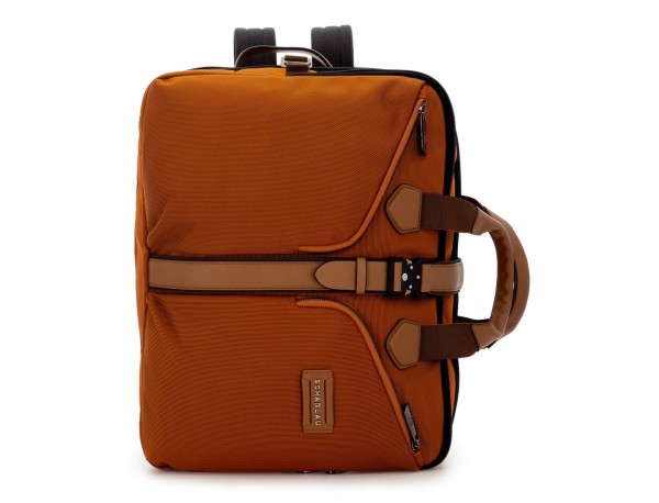 First Class, las maletas y mochilas de Scharlau perfectas para viajar en  avión - Ediciones Sibila